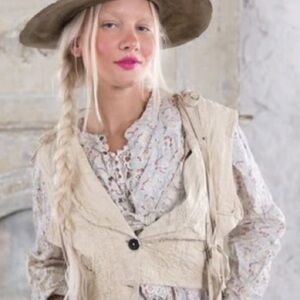 Magnolia Pearl/Free People Moon Vest/Aysel Vest - OS